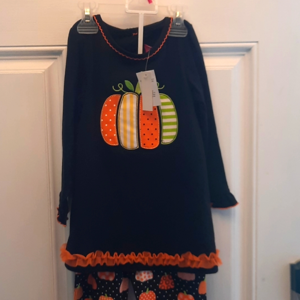 NWT 4T/5T Pumpkin Long Sleeve & Pants Set